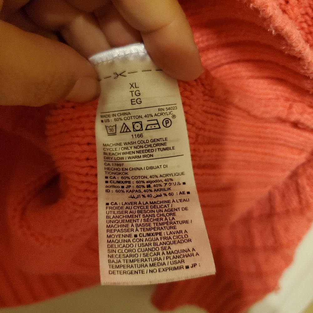 Old Navy XL Sweater - Picture 3 of 3